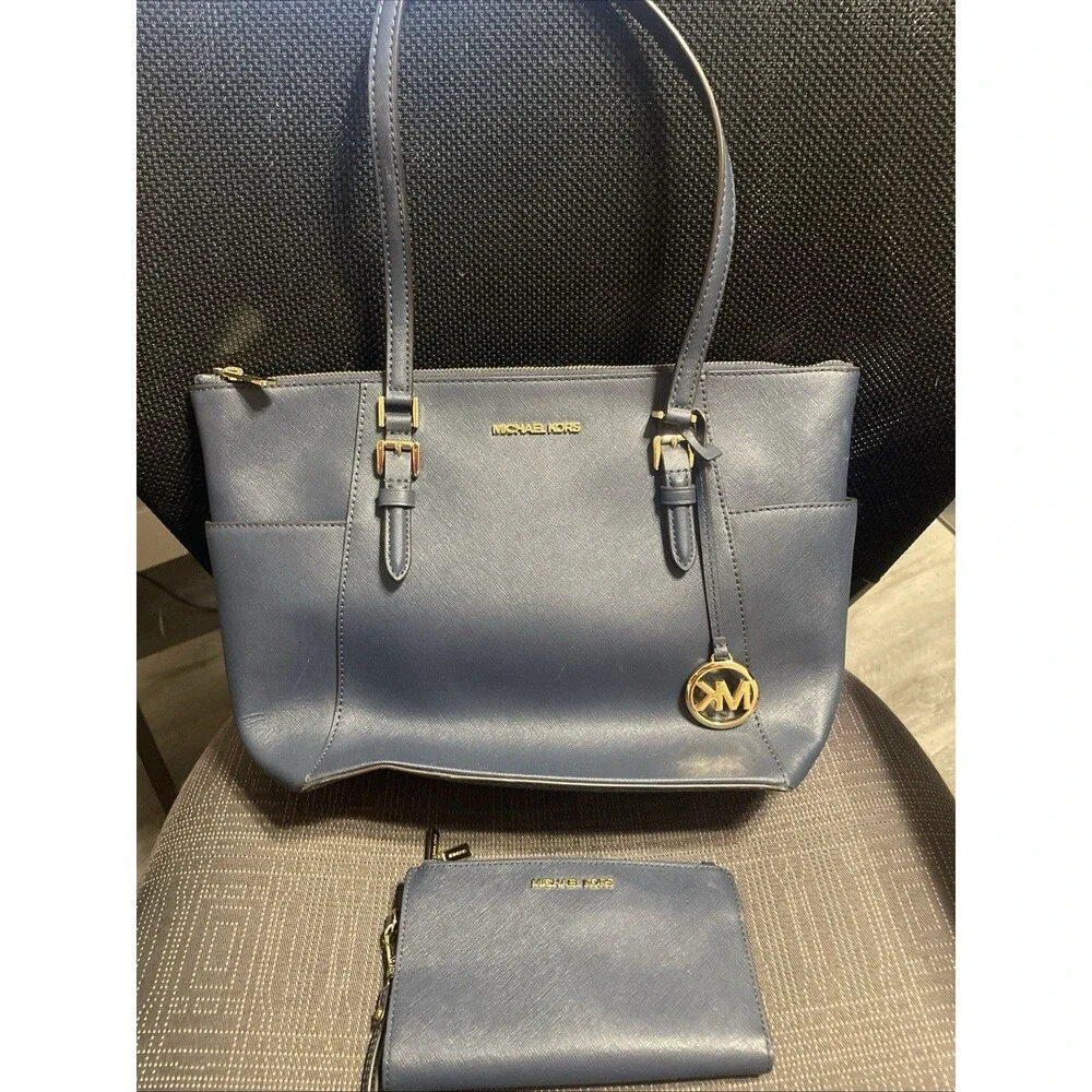 Michael Kors Navy Zip Top Large Tote Bag Gold Hardware Logo Charm Pockets